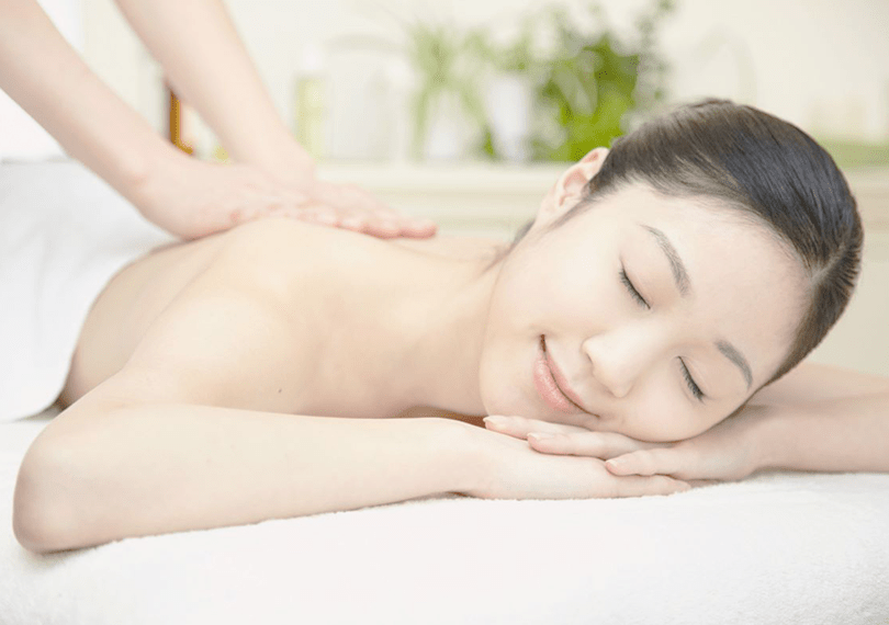 精油を何に混ぜるかが違う